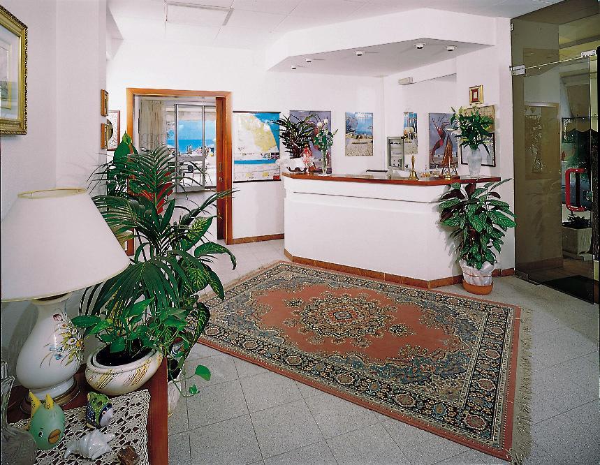 Hotel Dinarica Marotta Exterior foto